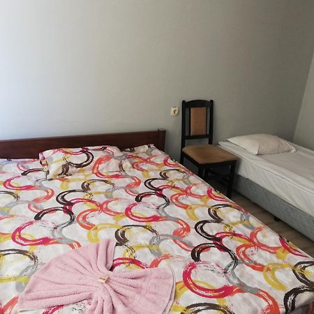 Хотелски Комплекс Родина Mizara Chambre photo
