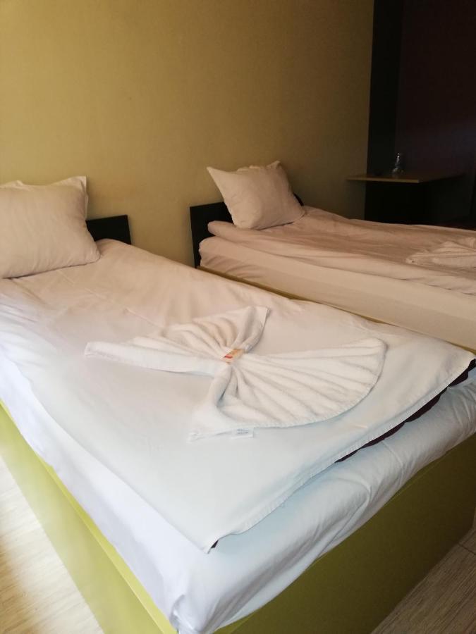 Хотелски Комплекс Родина Mizara Chambre photo